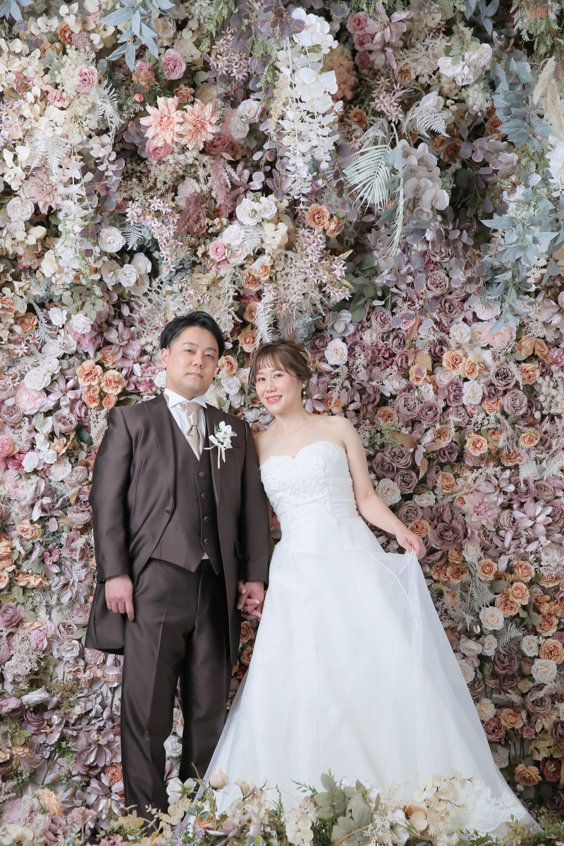 ピンクのお花の壁で