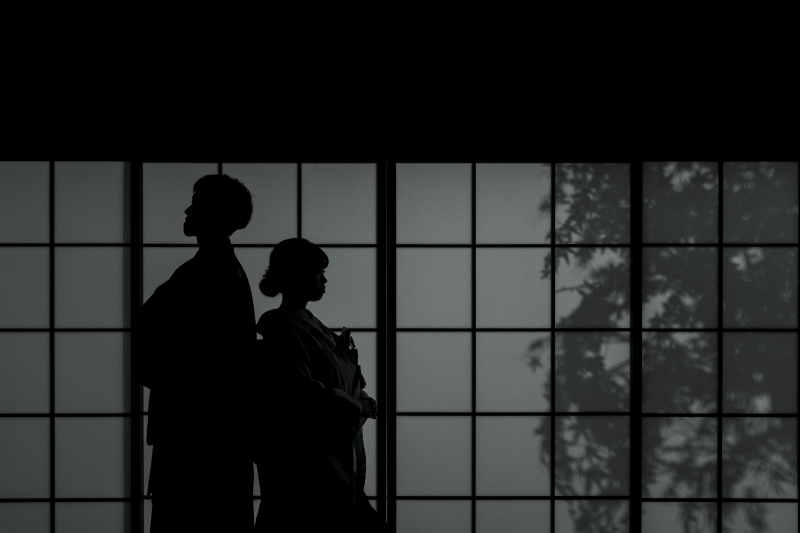 シルエットは大人っぽく