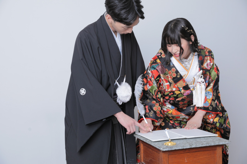 結婚証明書にサイン。パート1