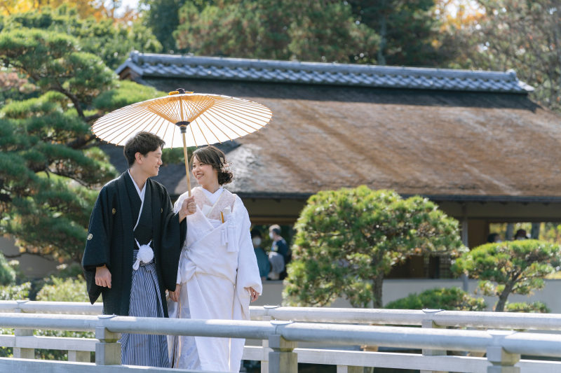 橋の上を歩いて