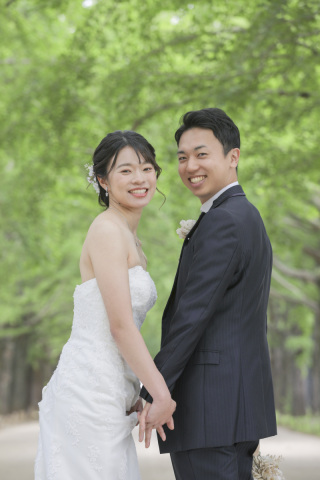 並木道で自分たちらしくはしゃいできました！