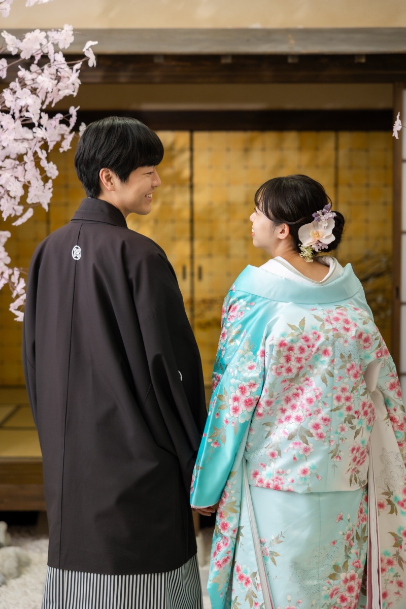 お互い歩みよって