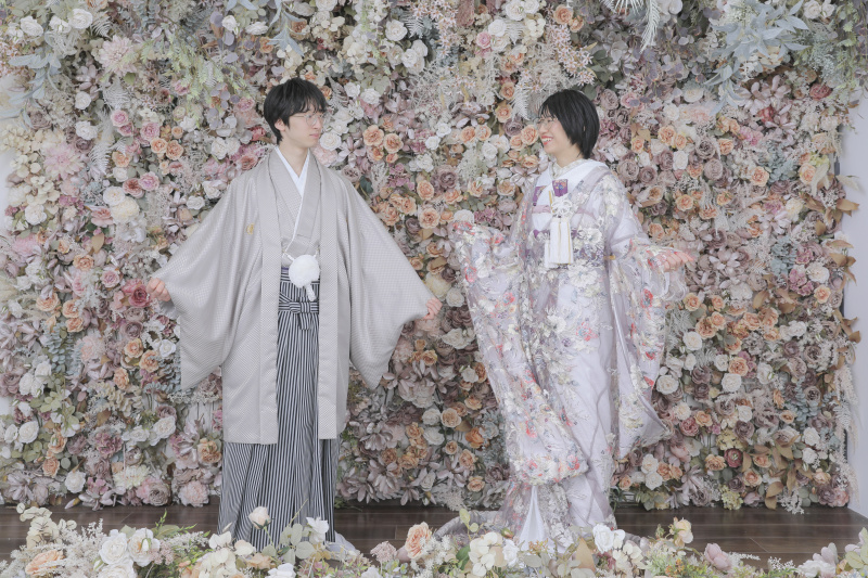 レースを振り振り!