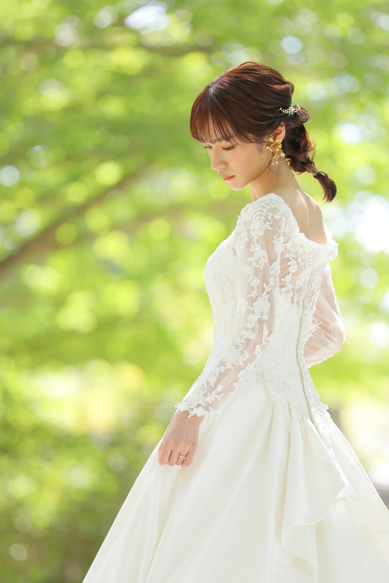 ご新婦様の後ろ姿