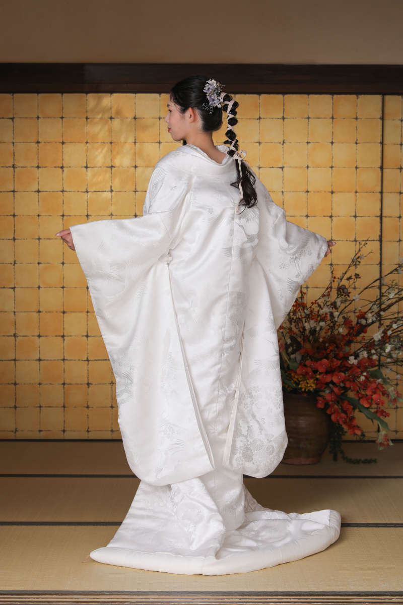 ご新婦様の後ろ姿