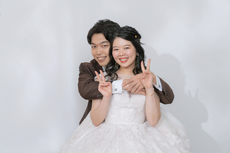 後ろからぎゅっと