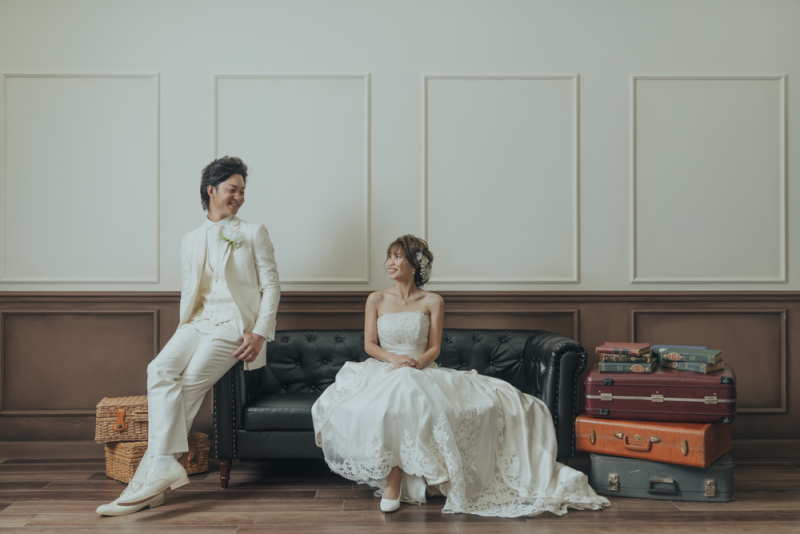 アンティークな家具とともに