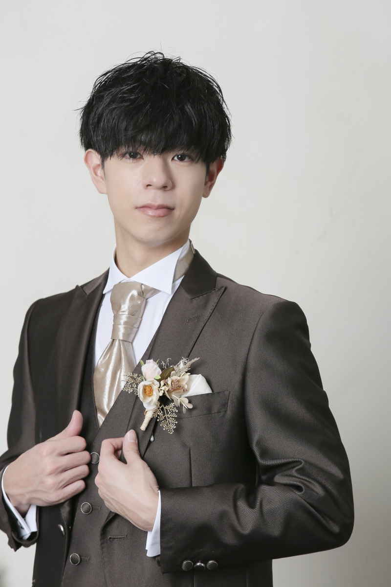 ご新郎様のソロショット。洋装バージョン!