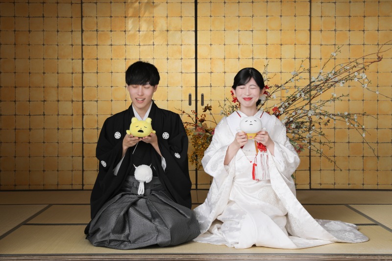 ぬいぐるみとおなじ表情で！