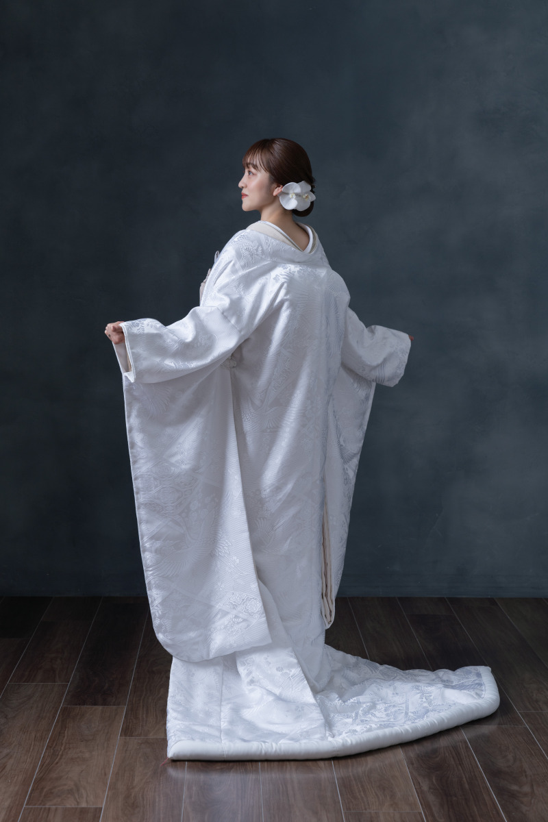 ご新婦様の後ろ姿