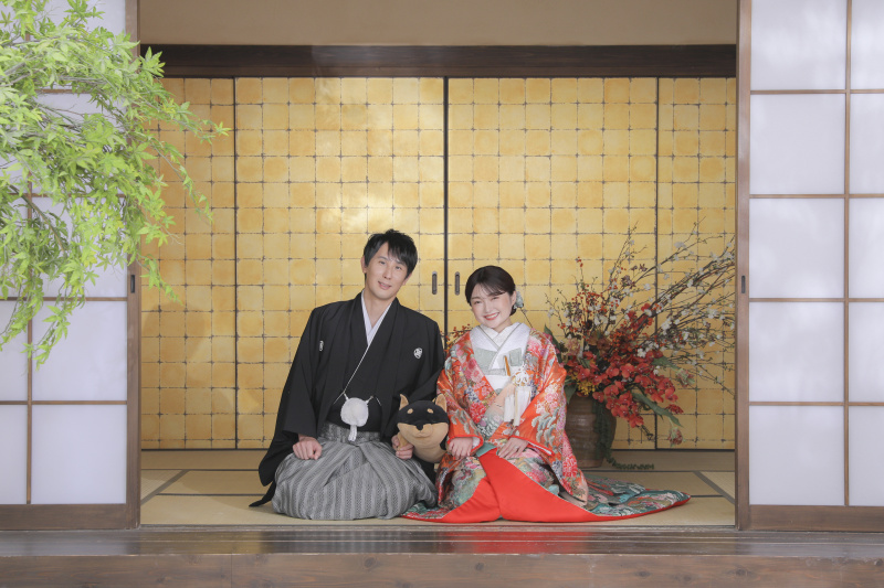 正座でお気に入りのぬいと。