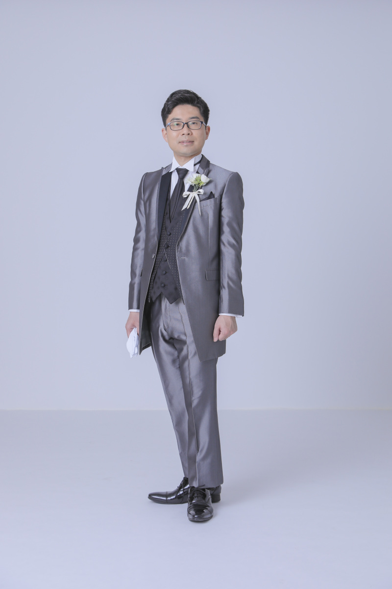 ご新郎様のソロショット。