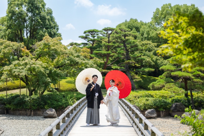 紅白の和傘