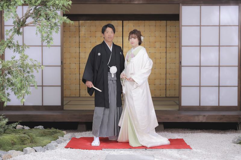 正式な立ちポーズ