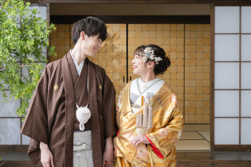 まずは色打掛から！