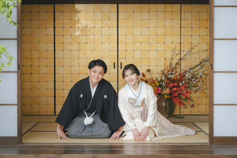 結婚報告・年賀状にすぐ使える正座ショット