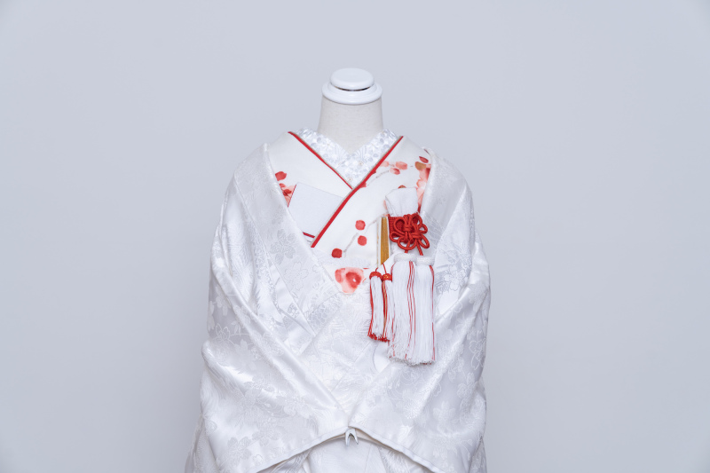 STUDIO AQUA 立川店（スタジオAQUA）_色打掛・着物が豊富