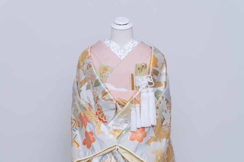 STUDIO AQUA 立川店（スタジオAQUA）_色打掛・着物が豊富