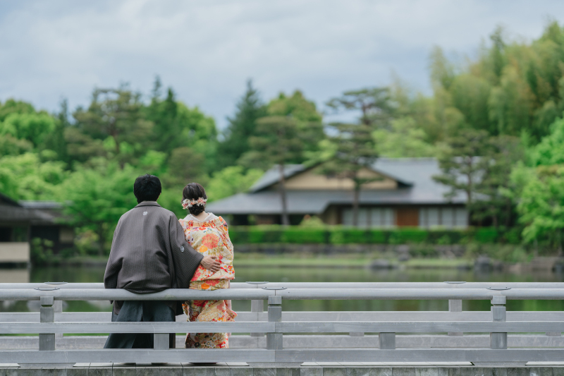 シーズン料金無料【昭和記念公園和装1箇所プラン】大満足の200カット以上データ＆アルバム付)写真台紙1冊もついてくる