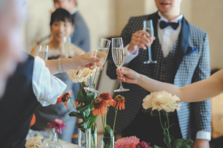  【フォト＋会食】撮影後はご家族とゆっくりお食事会（6名様分のオリジナルワイン・フルコース付き）