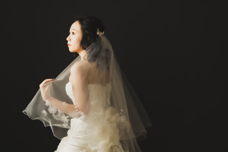 まずはスタジオでドレス撮影スタート