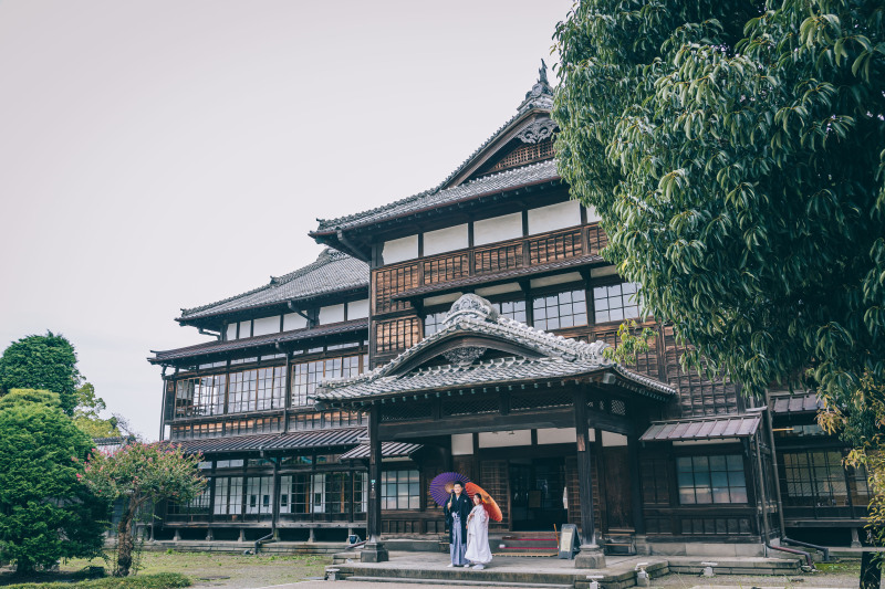 臨江閣全体をいれて