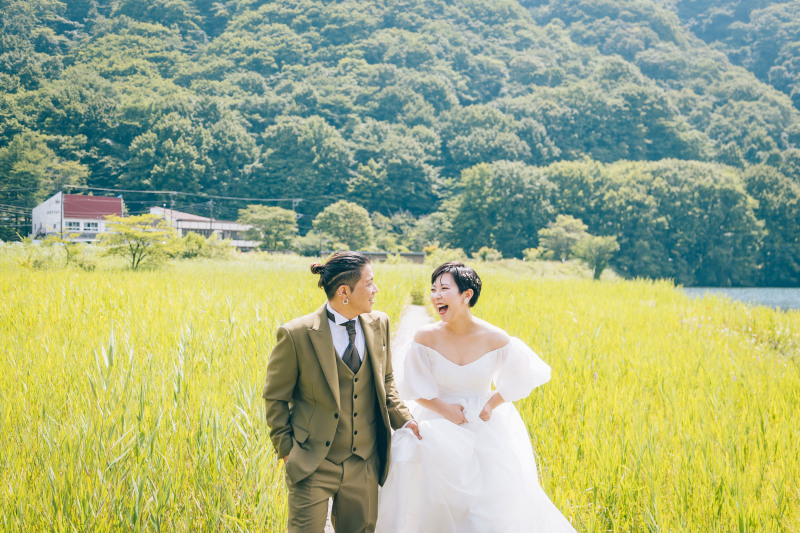 緑が生い茂る中で