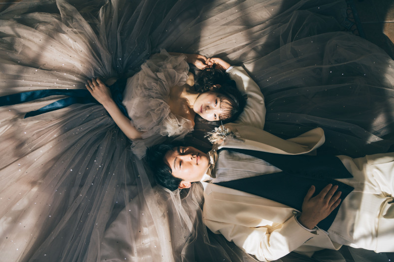 寝ころびカット