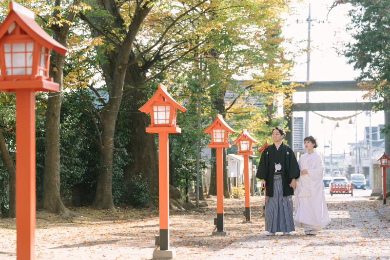 和装2着神社ロケーション撮影