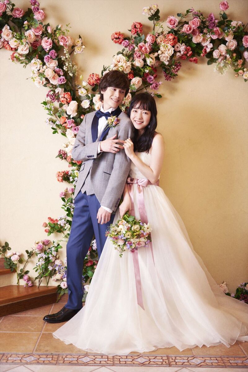 【5万円以下】洋装1着スタジオ撮影≪データ1カット+台紙付き写真≫