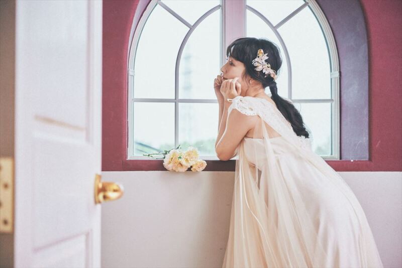 【ウェディングドレス&カラードレス】洋装2着スタジオ撮影≪全データ+台紙付き写真≫