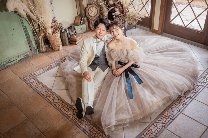 【データもアルバムも両方残す】洋装1着スタジオ撮影≪全データ+台紙付き写真+アルバム8ページ≫