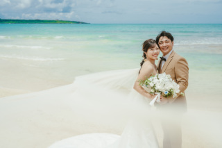 【ビーチ＆グリーンプラン♪】眩しい空の様におふたりの笑顔も輝いて！