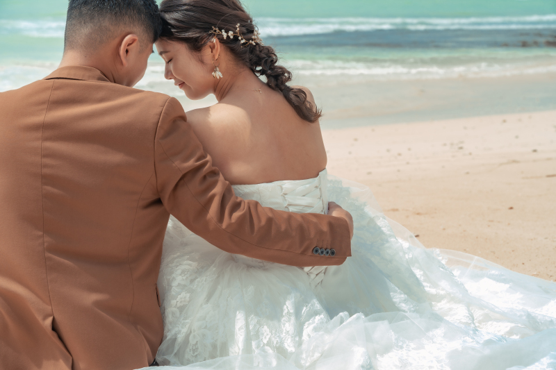 時には砂浜にそっと腰を下ろして静かに…