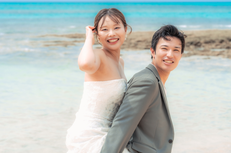 おふたりとも幸せに満ち溢れたスマイルで