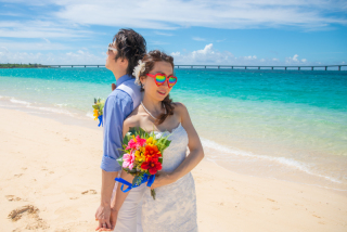 【来間大橋バック】これぞ本気の宮古ブルー♪
