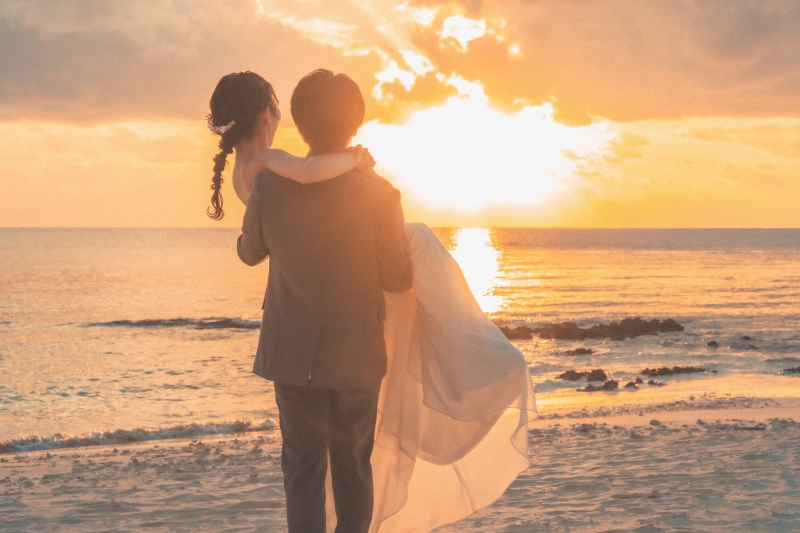 【よくばりサンセットフォトツアー+ドローンフォトつき】二人だけの特別な瞬間を。