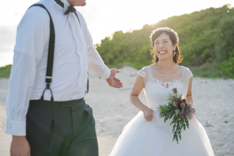 そっと差し出して