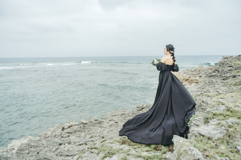 ロケーションに合わせたご新婦様の選ばれたドレス