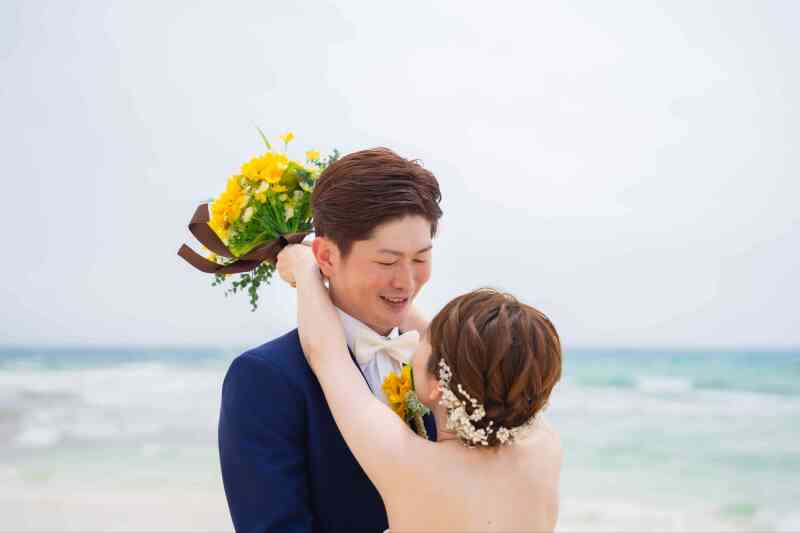 見つめ合うだけで