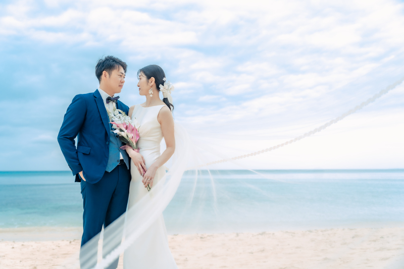 ベールが風に乗って可憐にたなびく心地の良い一枚