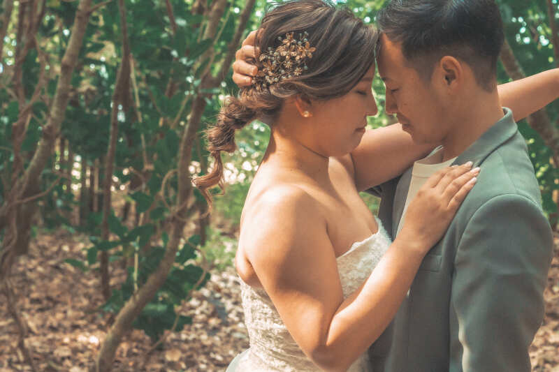 しっかりと距離を近づけて 静かな空間