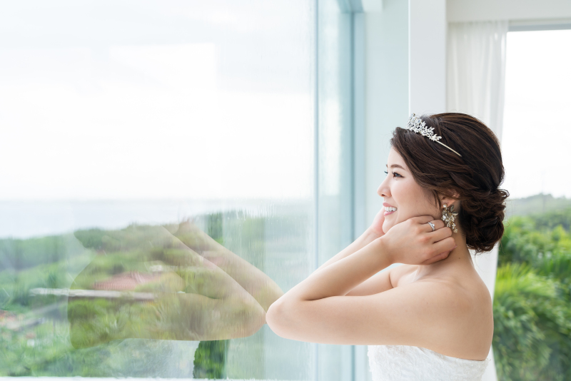 ふと見せる新婦様の横顔
