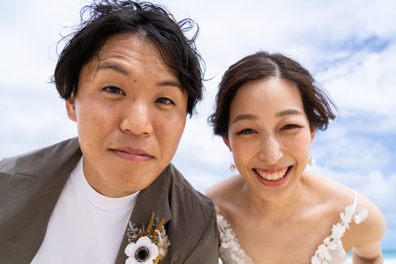 カメラに向かって！