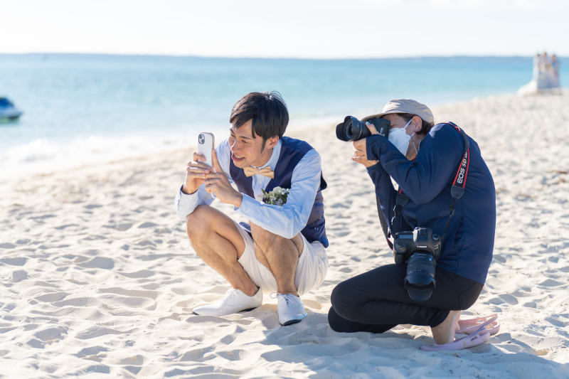 新婦様のソロショットに思わず新郎様も