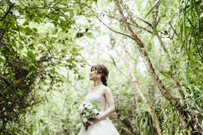 ご新婦様のウェディングドレスコーディネート