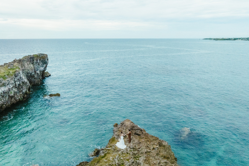 きっと忘れることのない空や海の色