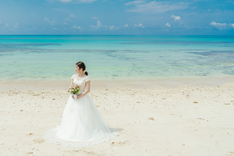 ご新婦様のとてもお似合いで素敵なコーディネート