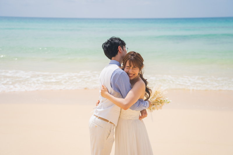 ぎゅっと抱き寄せて