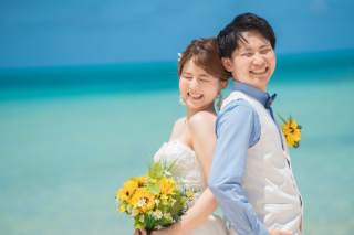 透き通る青さと共に